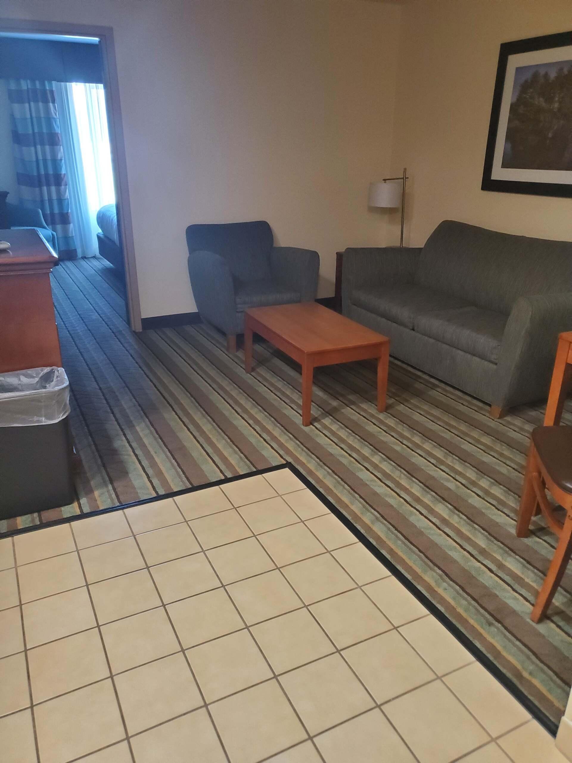 Holiday Inn Express & Suites Salamanca, An Ihg Hotel 외부 사진