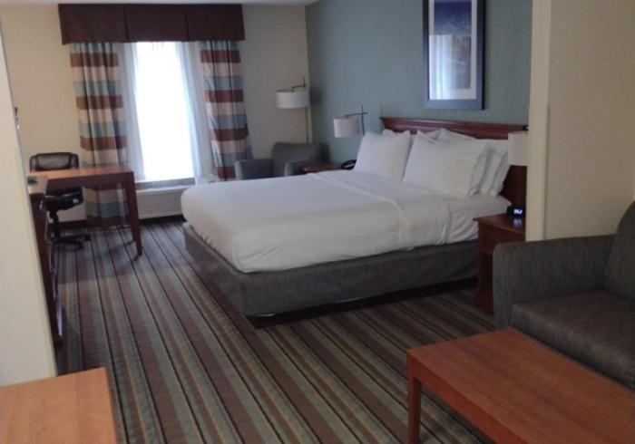 Holiday Inn Express & Suites Salamanca, An Ihg Hotel 외부 사진