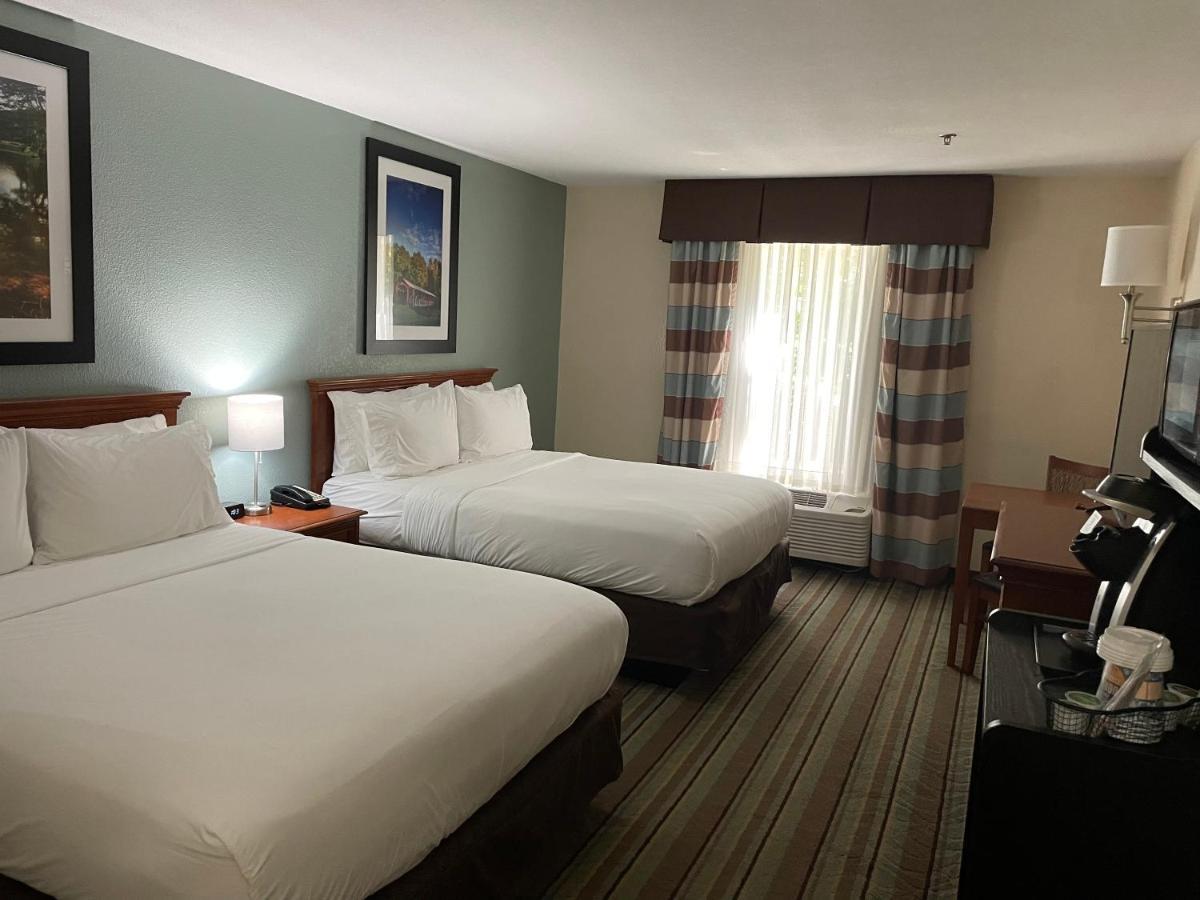 Holiday Inn Express & Suites Salamanca, An Ihg Hotel 외부 사진