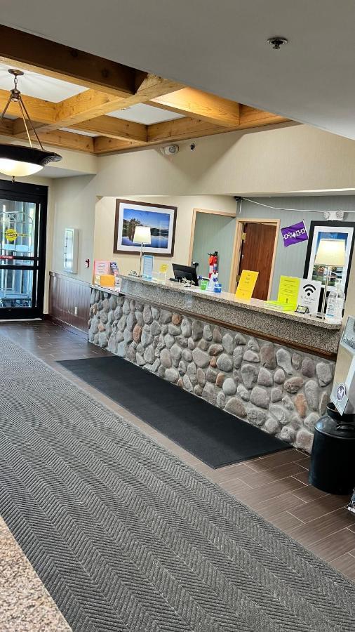 Holiday Inn Express & Suites Salamanca, An Ihg Hotel 외부 사진