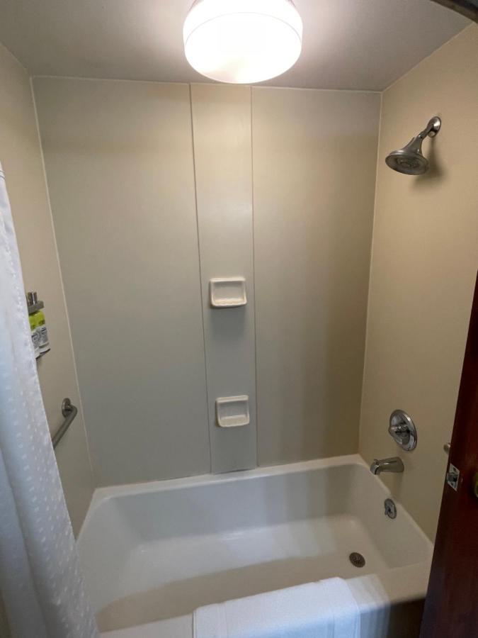Holiday Inn Express & Suites Salamanca, An Ihg Hotel 외부 사진